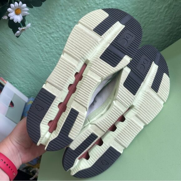 On Cloudnova Limelight Mesh Running Shoes Men sz 11 - Picture 11 of 14